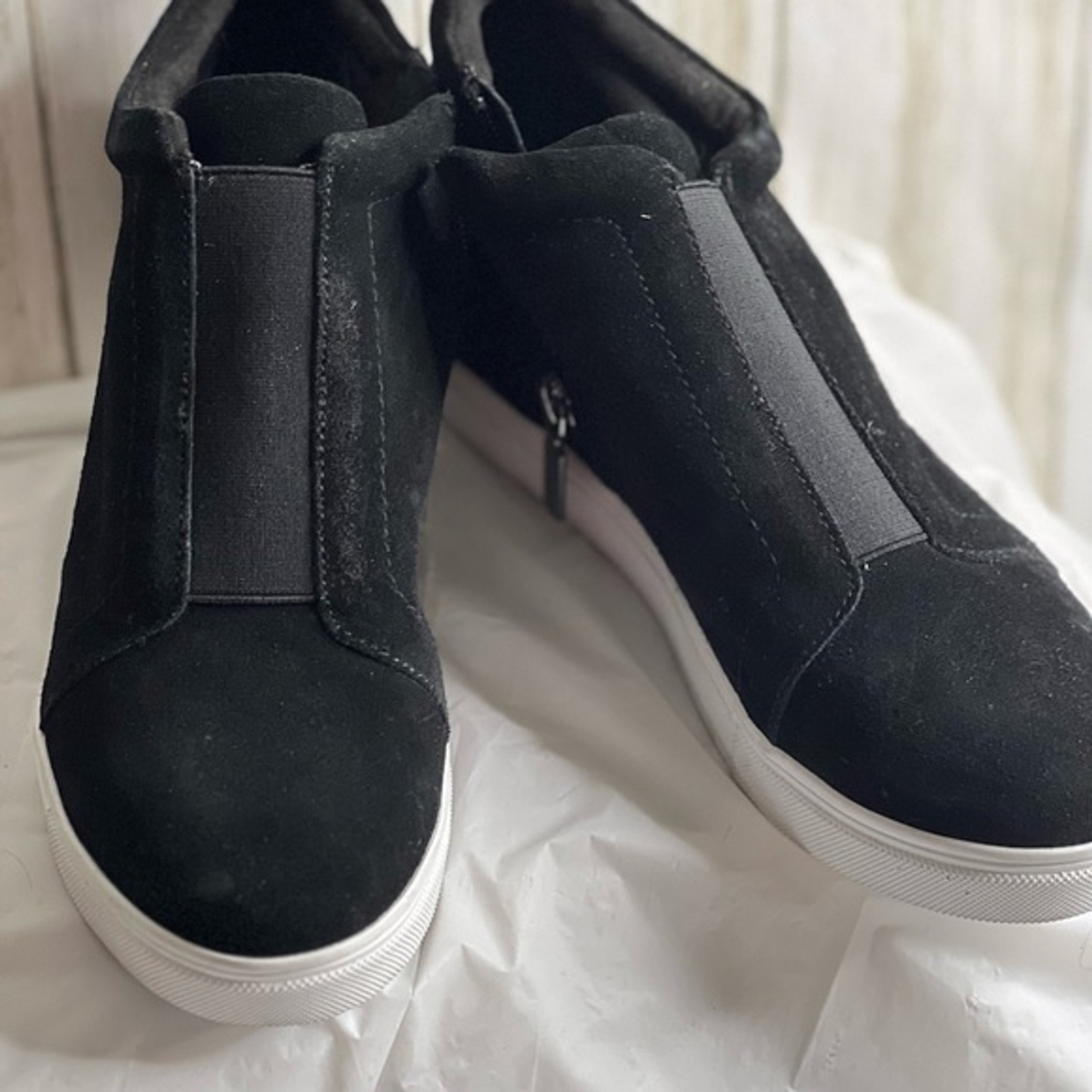 Blonde Black Suede High Tops Zipper Boys