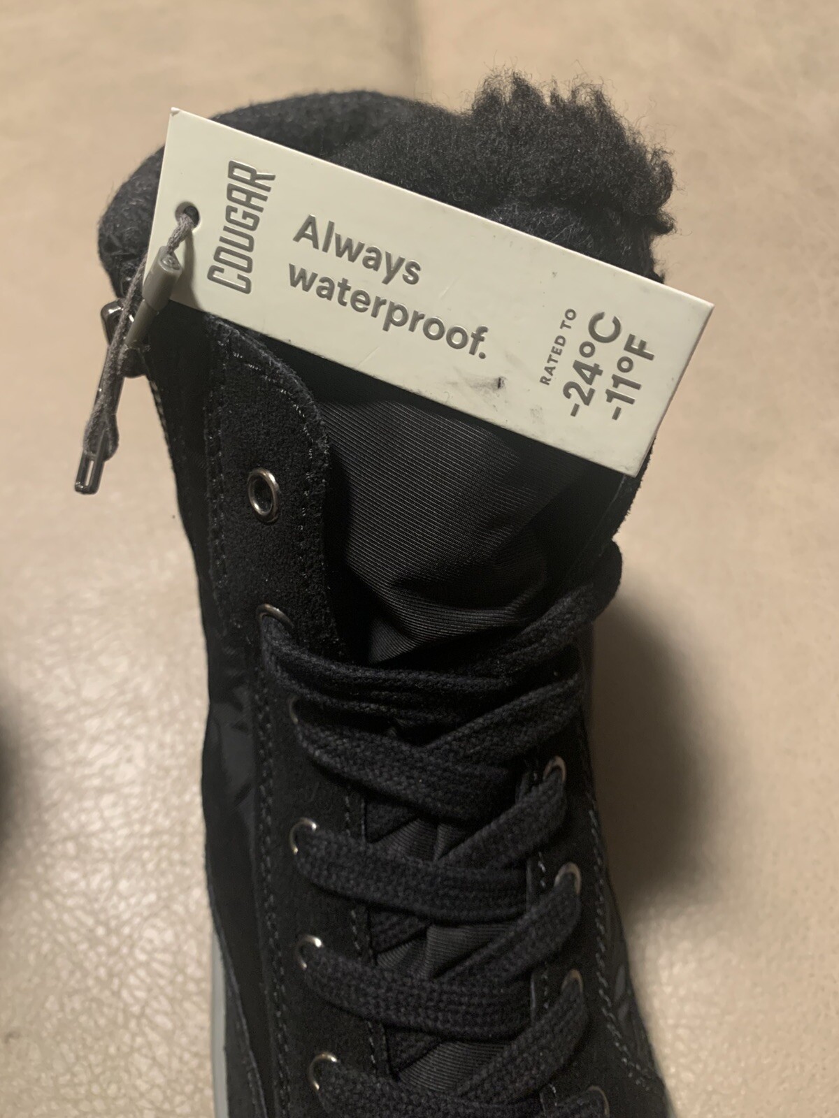 Cougar Waterproof High Top Sneaker w/ Faux Sherling Trim NWOB Women’s Size 8