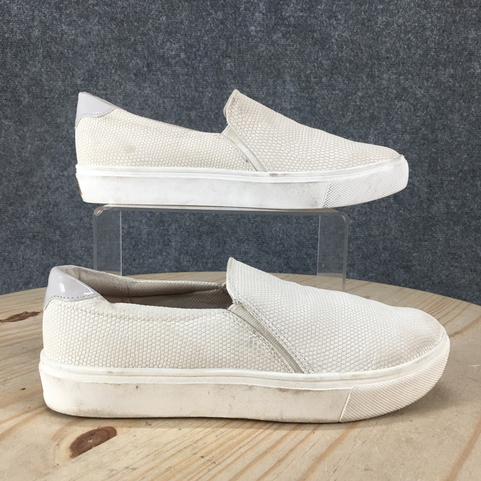 Dr. Scholls Shoes Womens 7.5 M Nova Slip On Sneakers Beige Faux Leather Comfort