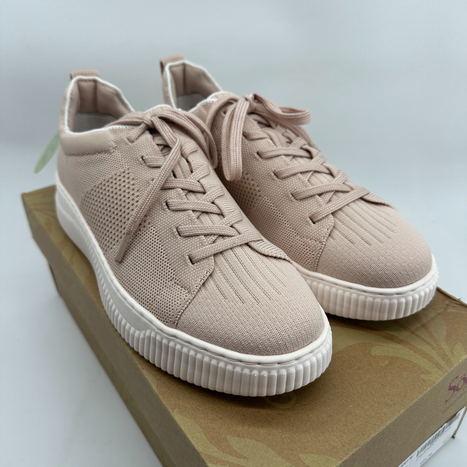 Sofft Faro Lace Up Sneakers Shoes Intimo Pink Knit Womens Size 9