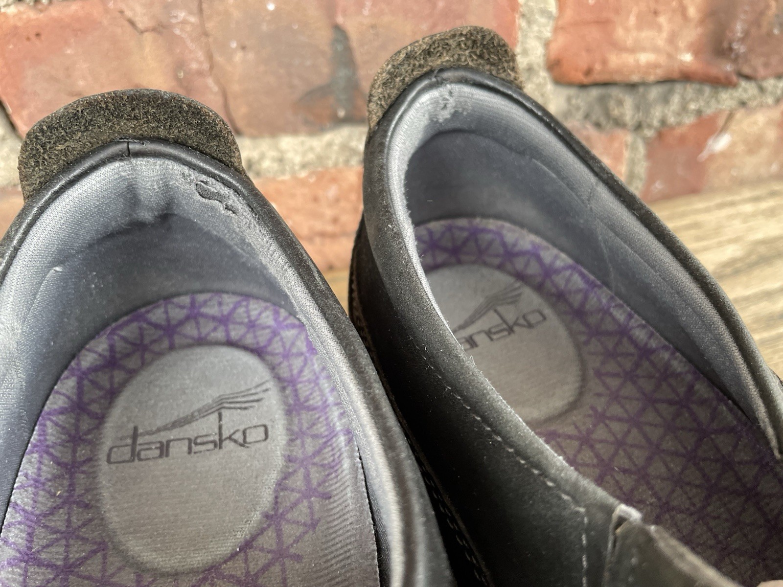 Dansko Patti Women’s Size 41 Black Nubuck Slip On Casual Shoe Loafer Vibram Sole