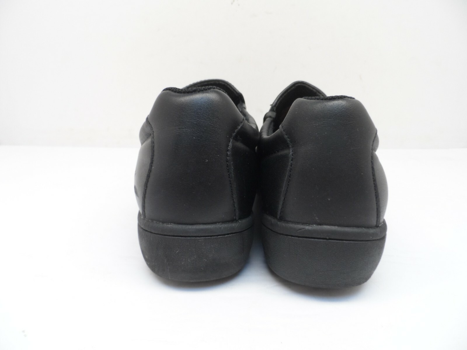 Genuine Grip Footwear Women’s 410 Slip On Slip Resistant Work Shoe Black 7M