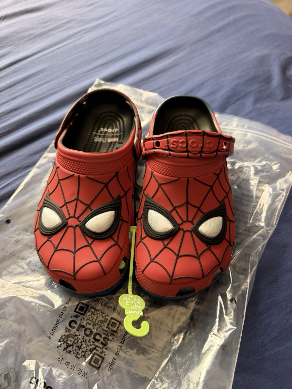 Crocs Spider-Man Neo Classic Clogs MARVEL USA Women Size 6