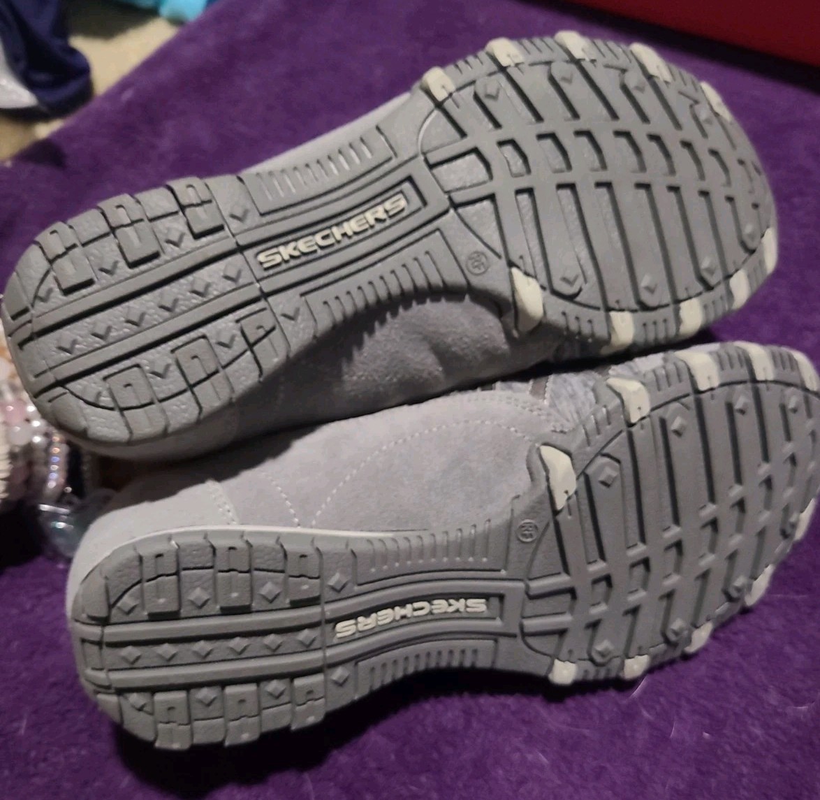 skechers memory foam man-made material gray slip on sneaker size 6.5