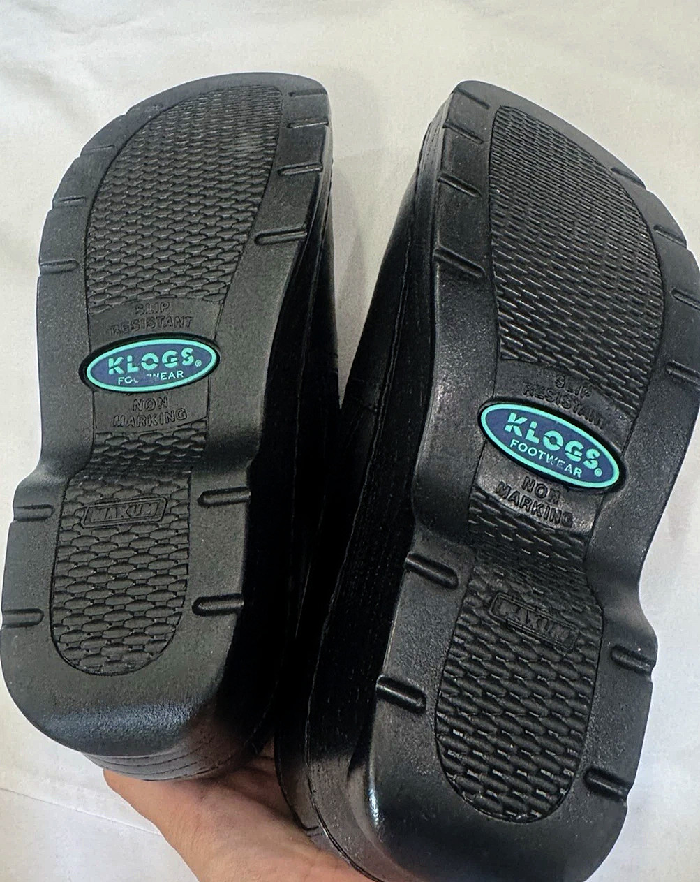Klogs Naples Womens Black Leather Slip Resistant Nursing Clogs Shoes Size 8.5 Wi