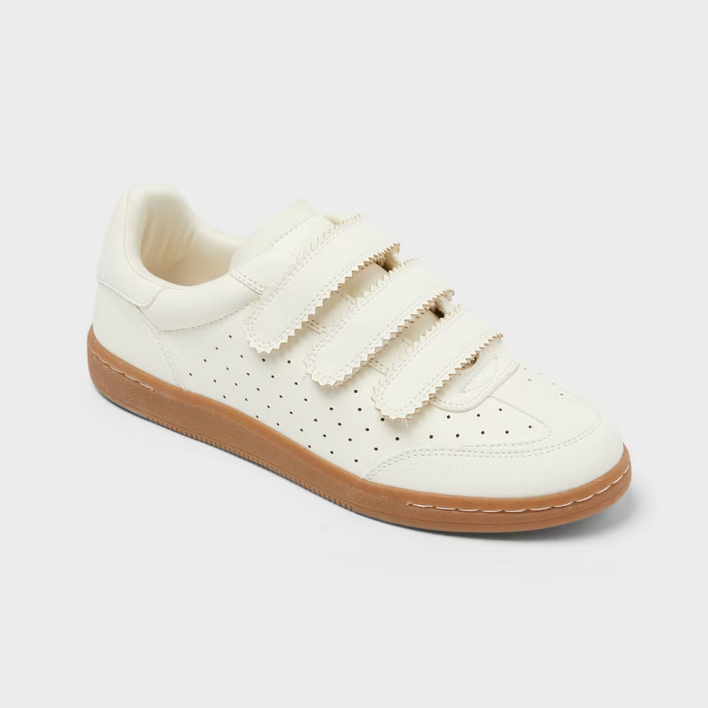 Women Richie Easy Closure Sneakers with Memory Foam Insole – Universal Thread