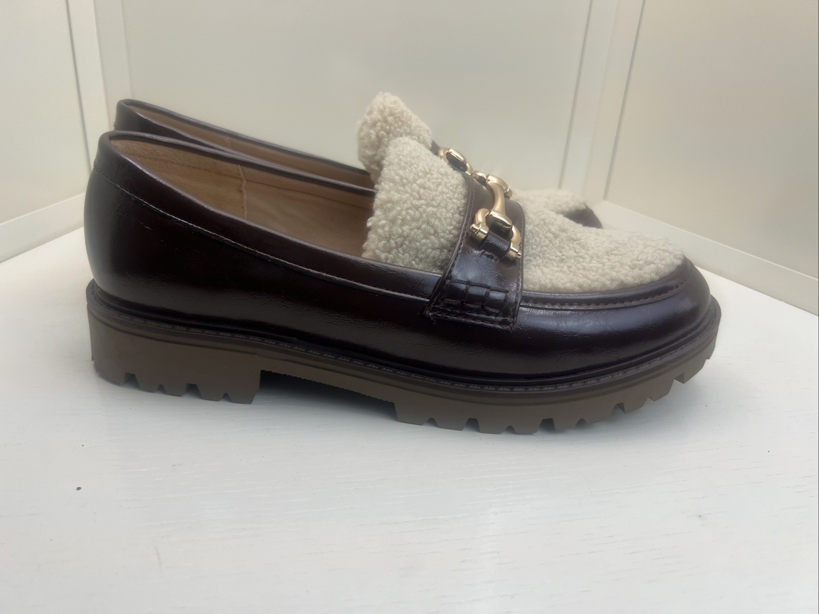 Journee Jessamey Women’s Flat Loafers