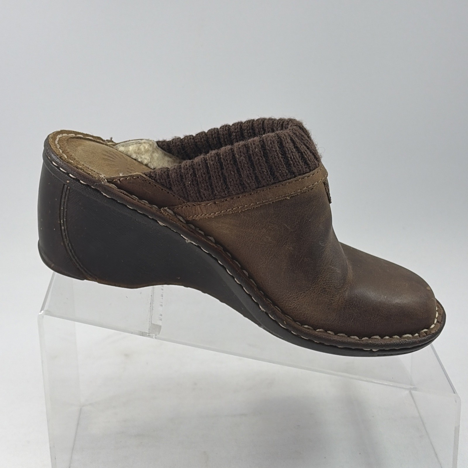UGG Gael Leather Mule Clogs Women’s Size 6 Brown Slip On Comfort Shearling Lined
