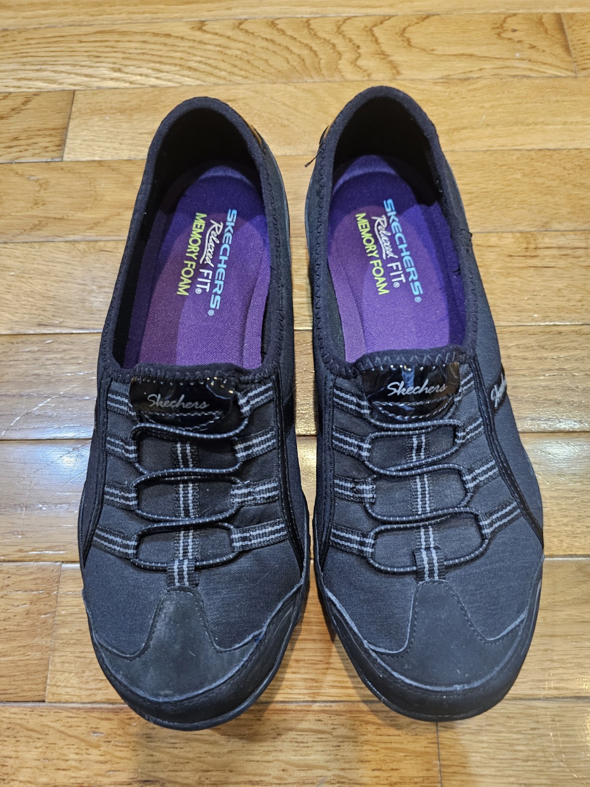 Skechers Relaxed Fit Memory Foam Breathe Easy Allure Black Sneakers 7 1/2 Womens