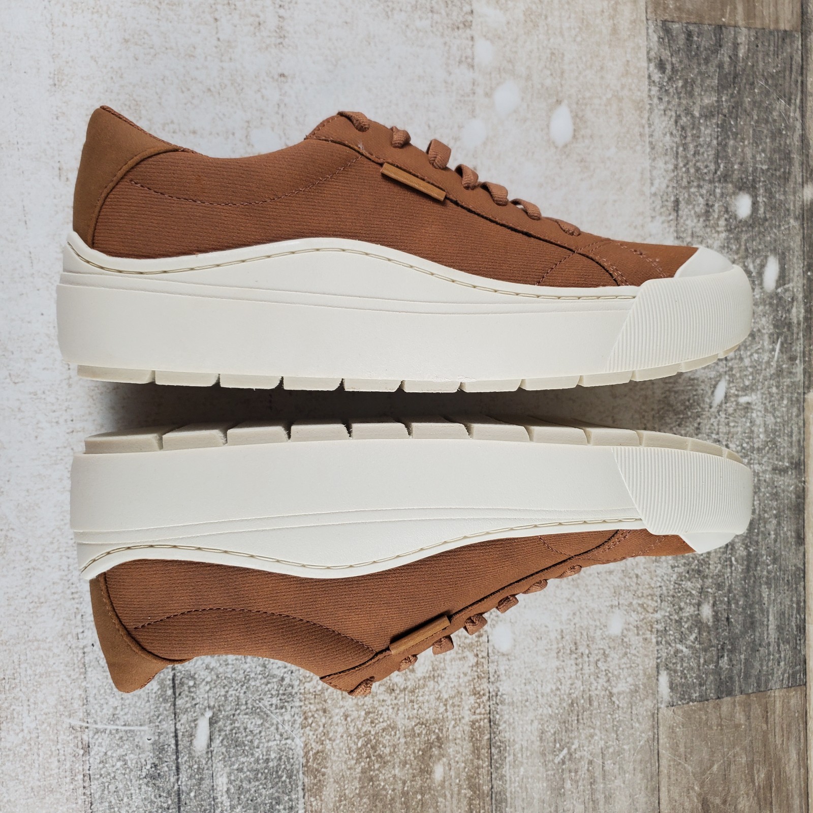 Dr Scholls Time Off Count Womens Oxford Shoes Sz 7.5 Honey Brown Sneakers