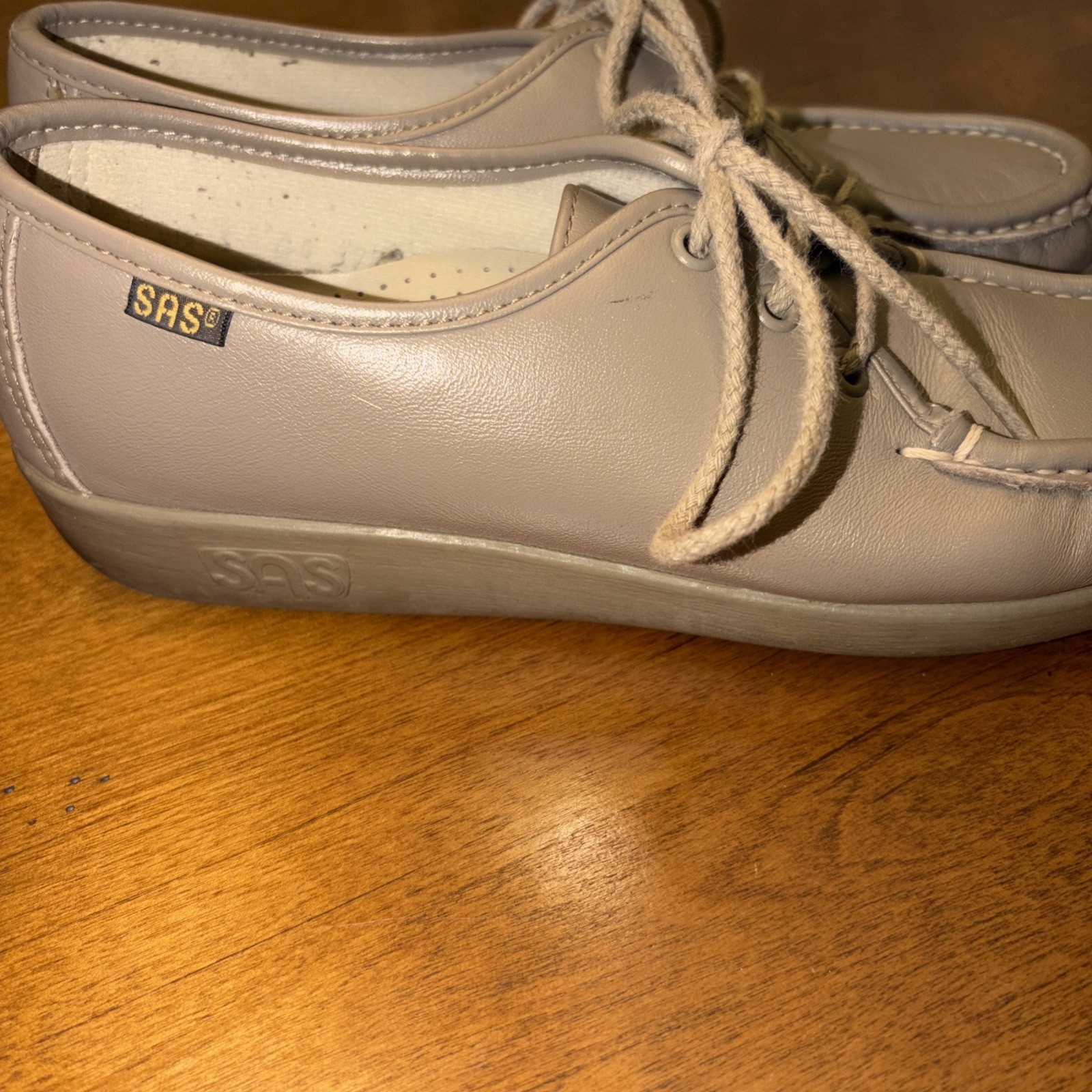 SAS Genuine Handsewn Womens Beige Comfort Shoes Size 6 1/2 S
