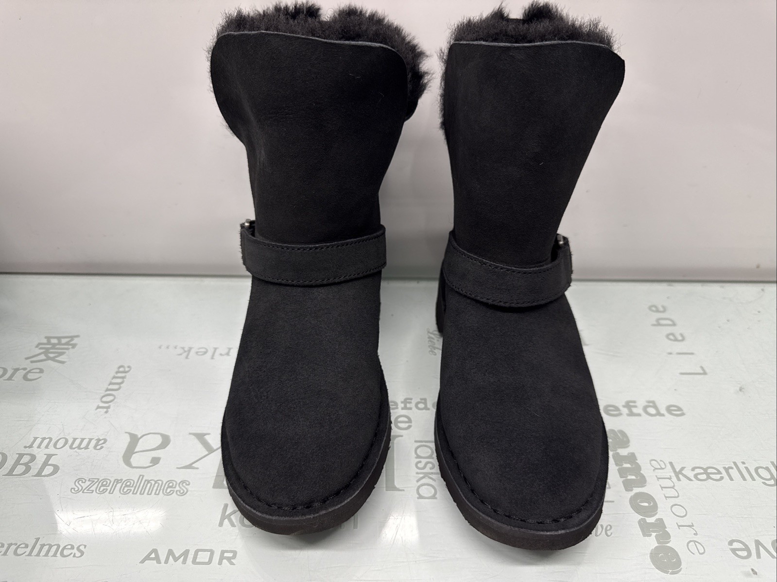 UGG Women Boot 1126673 Black Suede Pull-On Size 5(36)