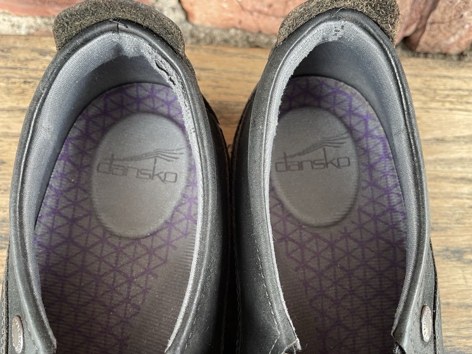 Dansko Patti Women’s Size 41 Black Nubuck Slip On Casual Shoe Loafer Vibram Sole