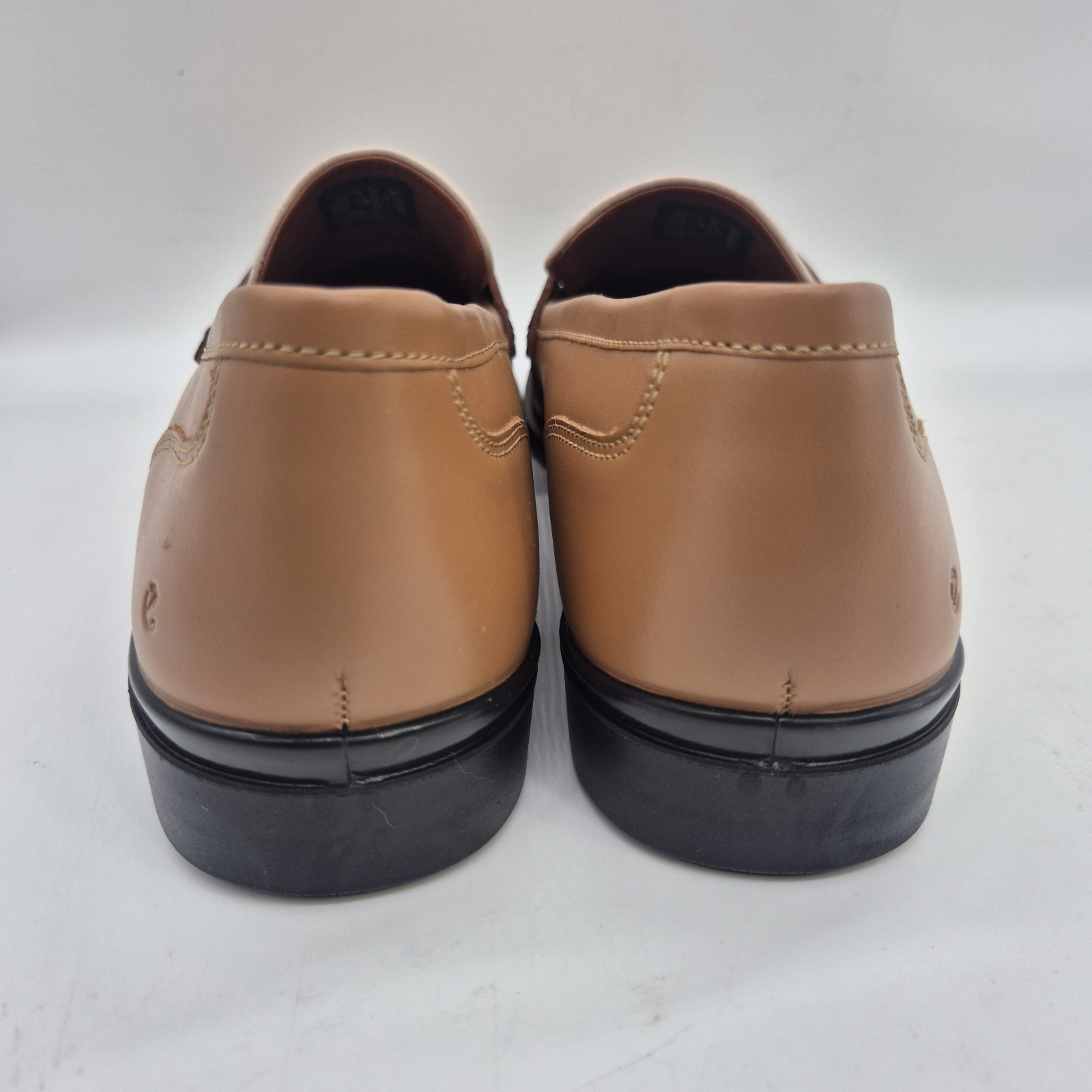 ECCO Women’s Loafers Size 39 Dress Classic 15 Leather Tan Preppy Stone Croc 311