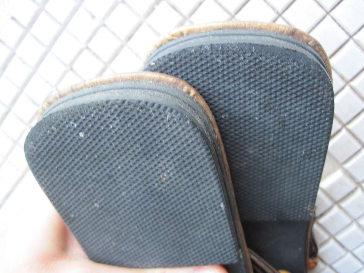 Shell & Spotted Bead 6 Slip On Flip Flop Sandals Shoes Worn Soles Heels Dent