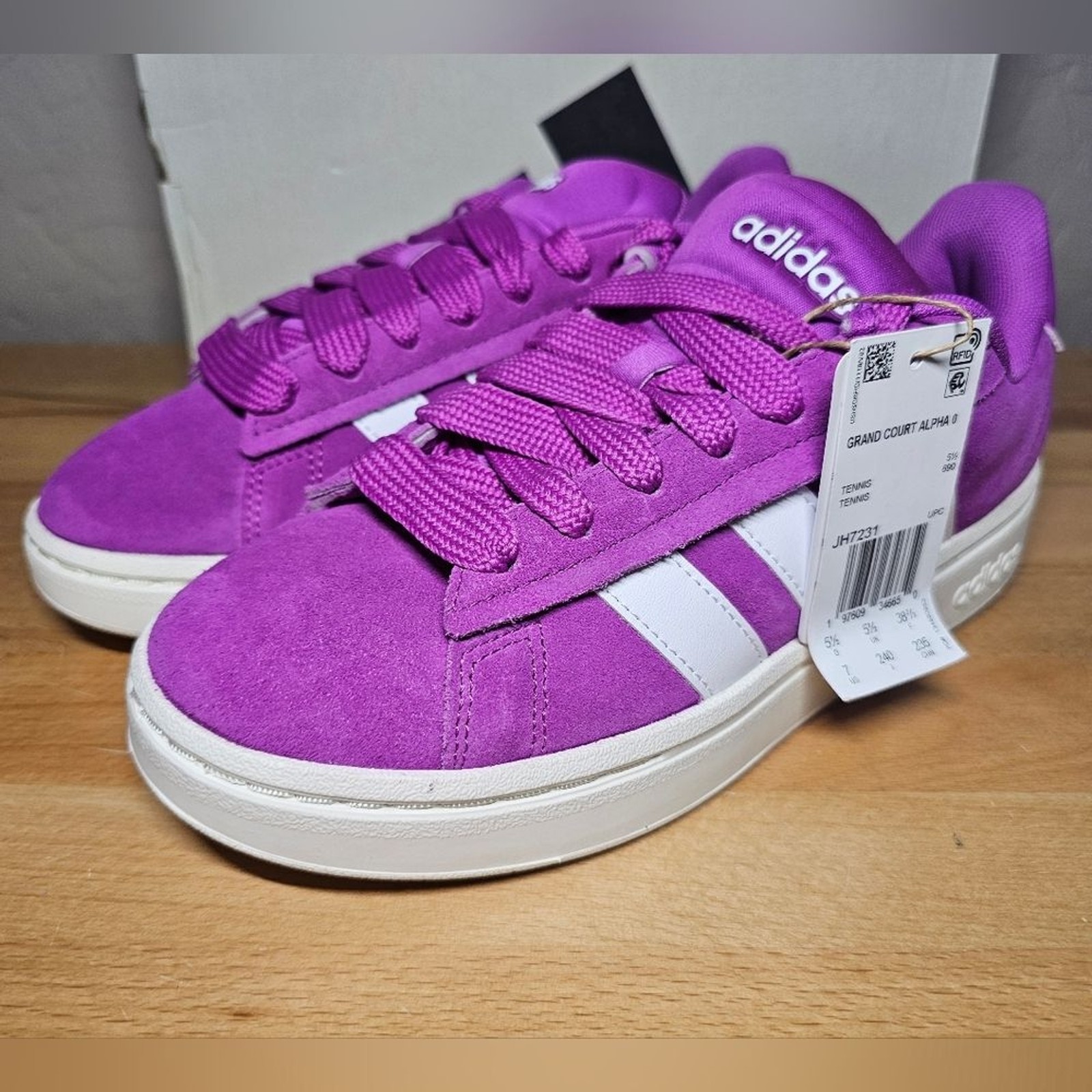 Adidas Women’s Grand Court Shoes Size 7