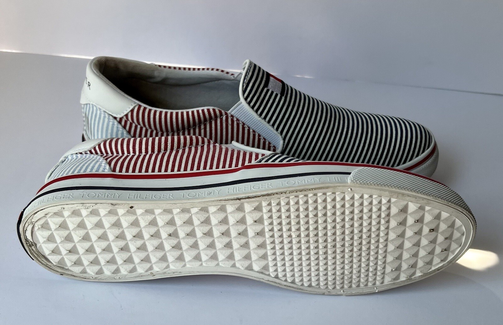 Tommy Hilfiger Women’s Fashion Sneaker Red/Blue Stripe 8.5