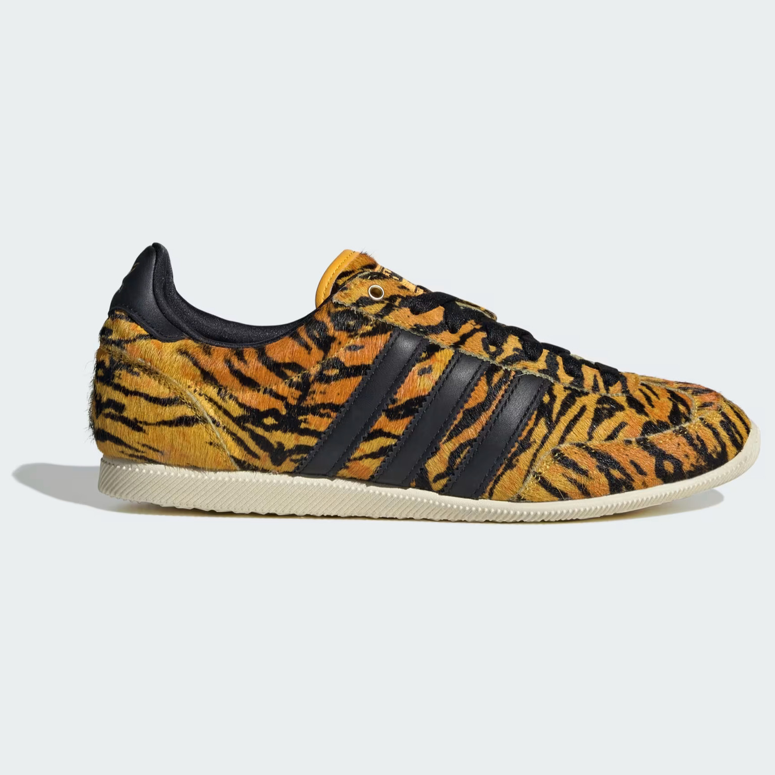 Adidas Japan Tiger Print Yellow Black Women’s New KI6545