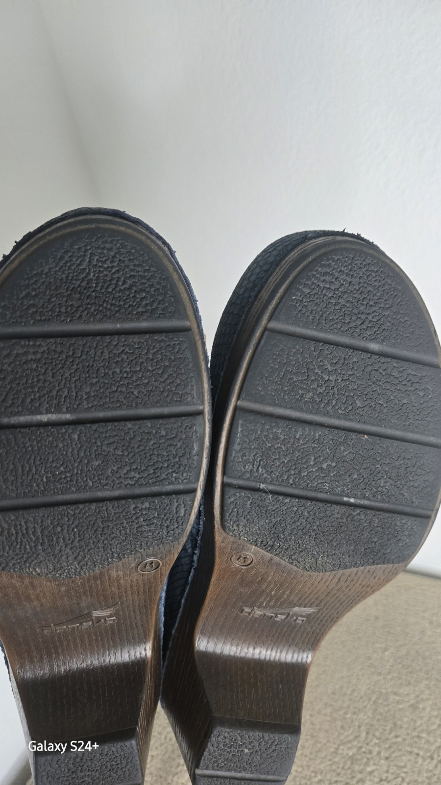 Dansko Womens Size 41 Blue Snake Embossed Suede Comfort Shoes Clog Heels