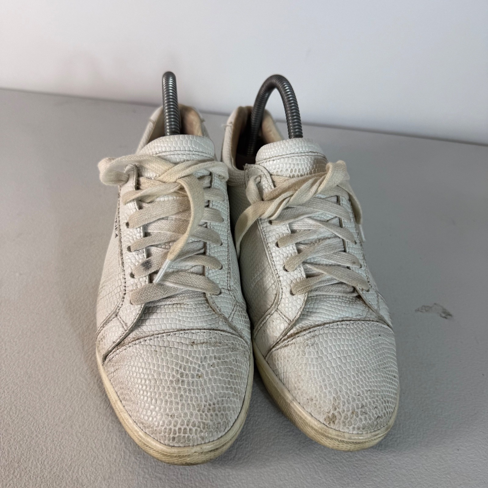 Frankie 4 Lucy II White Sneakers US 6 UK 3.5 EUR 36 Lace Up Shoes