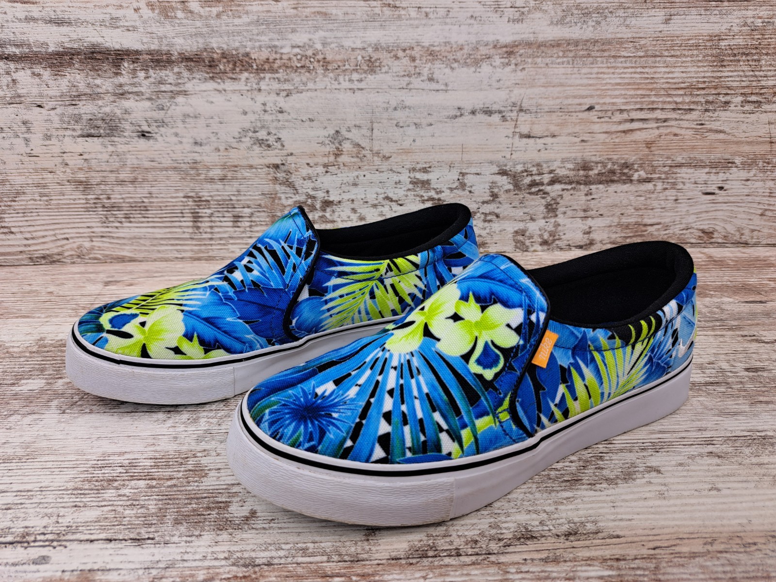 Nike Court Royale AC Slip On Canvas Casual Tropical Beach Shoes Womens Size 6