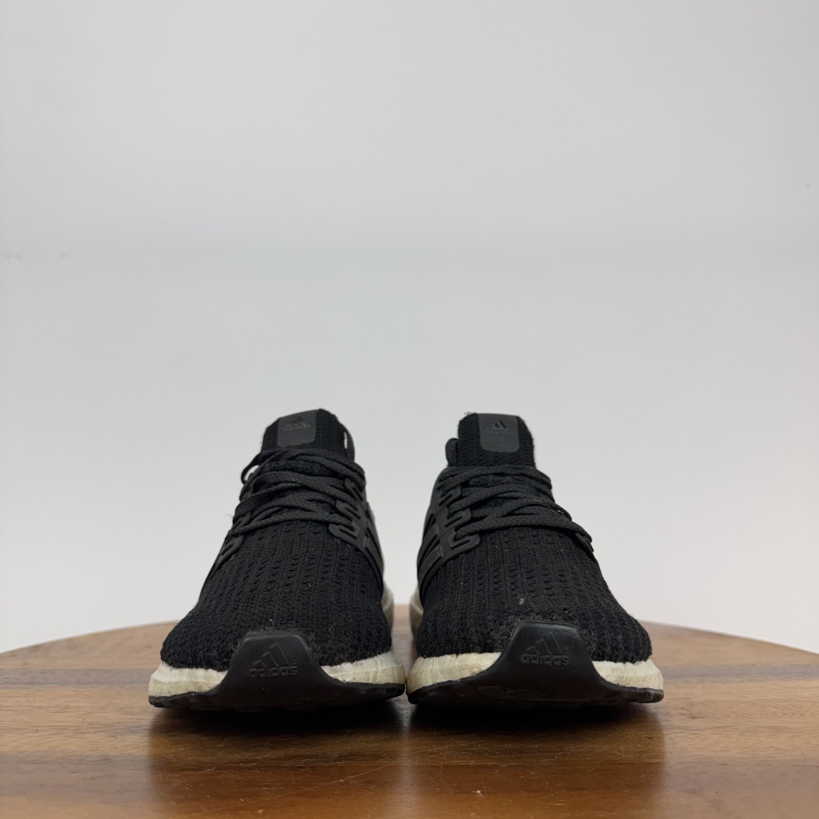Womens Adidas Ultraboost 1.0 Black White Athletic Running Sneakers Size 6 M GUC