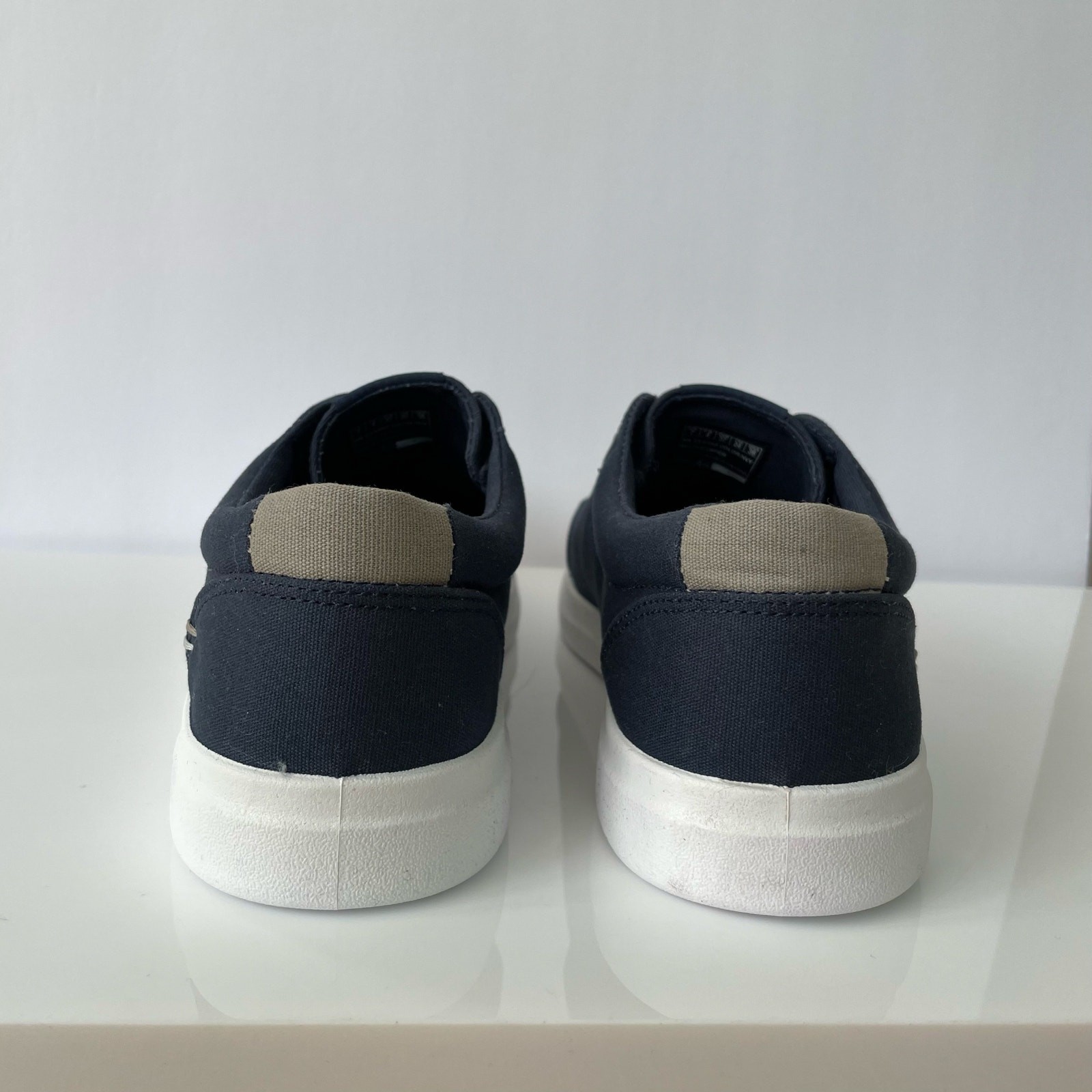 BOBS from Skechers Preppy Sz 7 Womens Slip On Sneaker Navy Blue NWOT Cloth