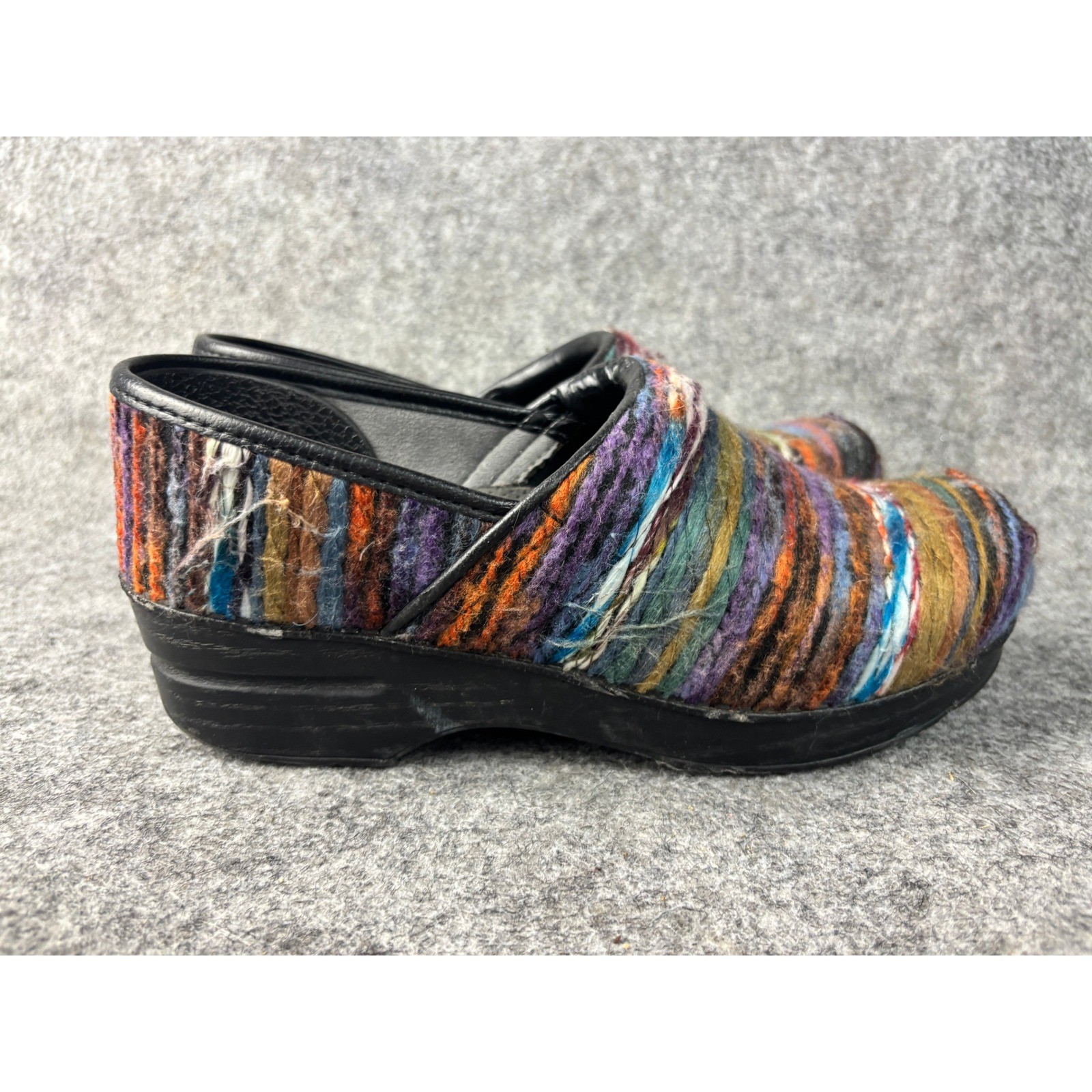Dansko Professional Clogs Womens 39 Multi Color Yarn Striped Knit Comfort Shoes