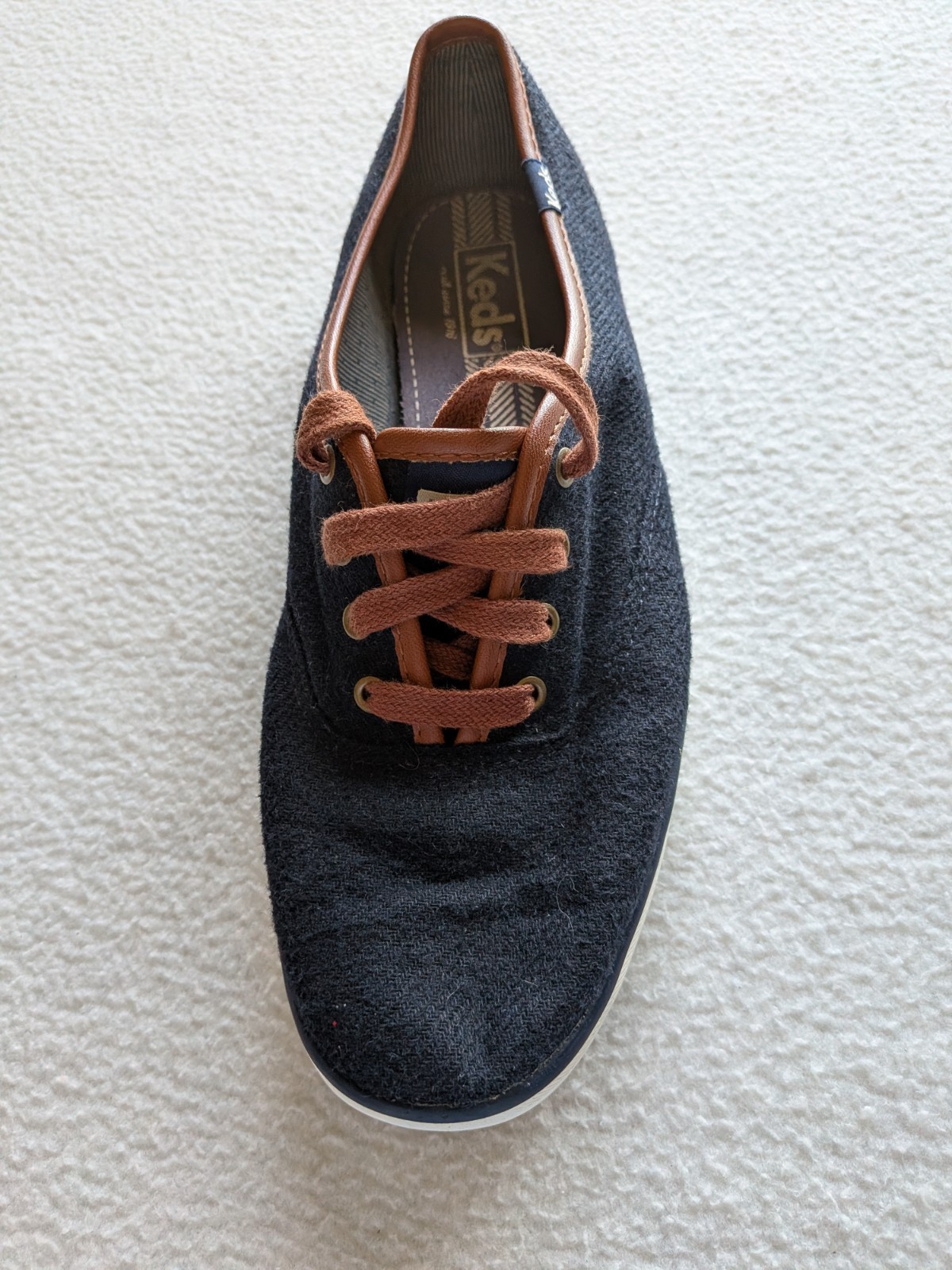 KEDS Classic Champion Women Size 8 Navy Brown Leather Trim Lace Up Sneakers