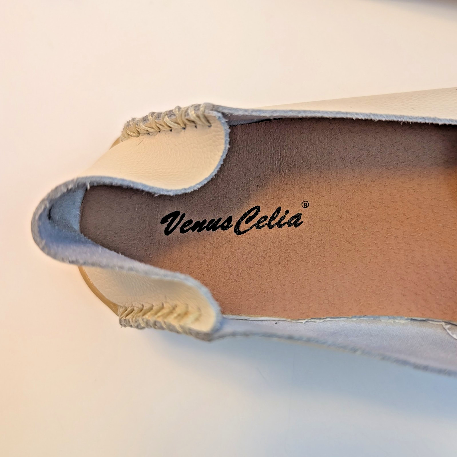 Venus Celia Leather Driving Loafers EU 40 US 9.5 Ivory Comfort Flats