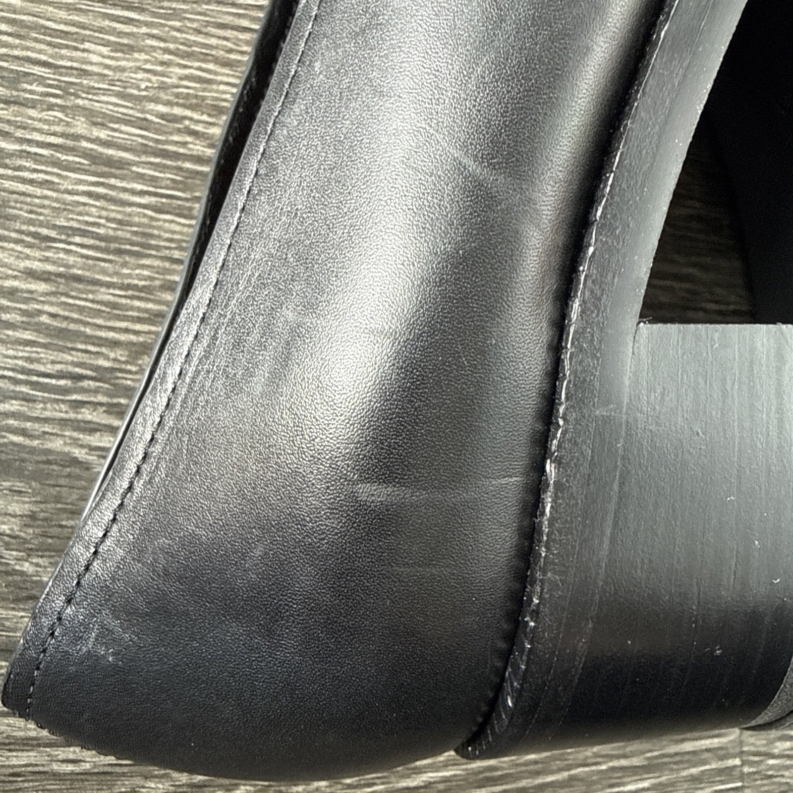 NWD $350 Vince Larose Loafers Black Leather Slip On Low Block Heel Sz 8.5 M/39
