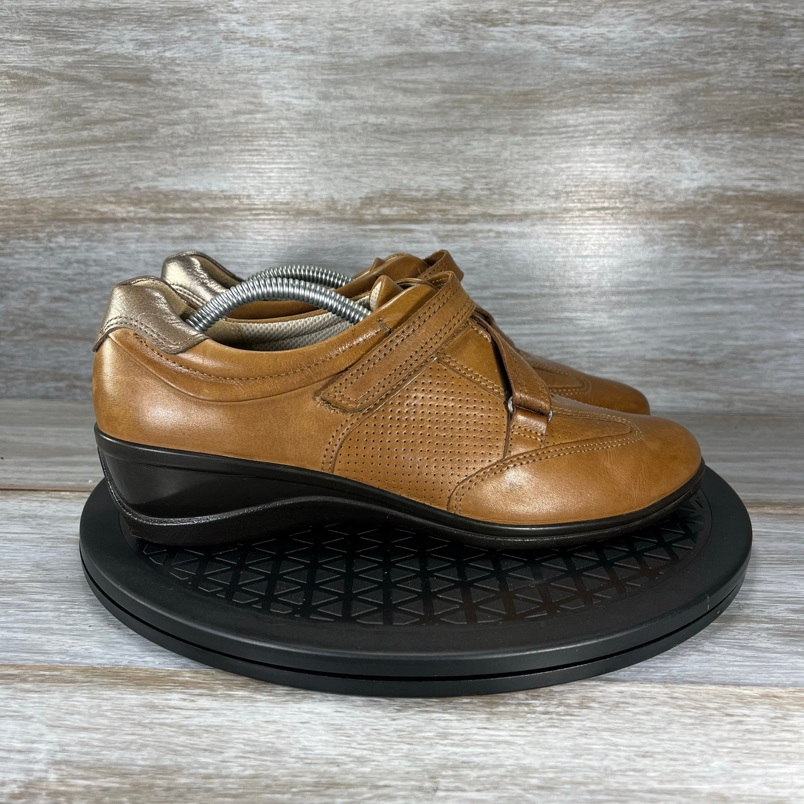 Ecco Women’s Brown Leather Hook & Loop Slip On Sneakers Size EU 38 US 7.5