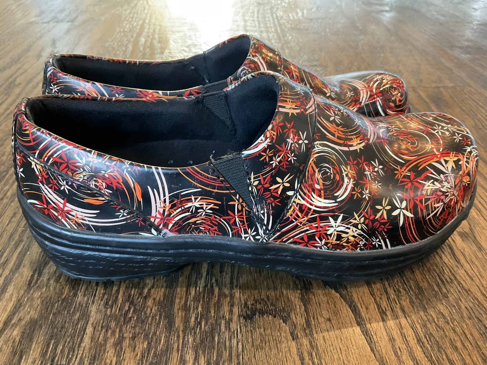 Klogs Footwear Multicolor Leather Slip On Professional Nurses Shoes Women’s 6 M
