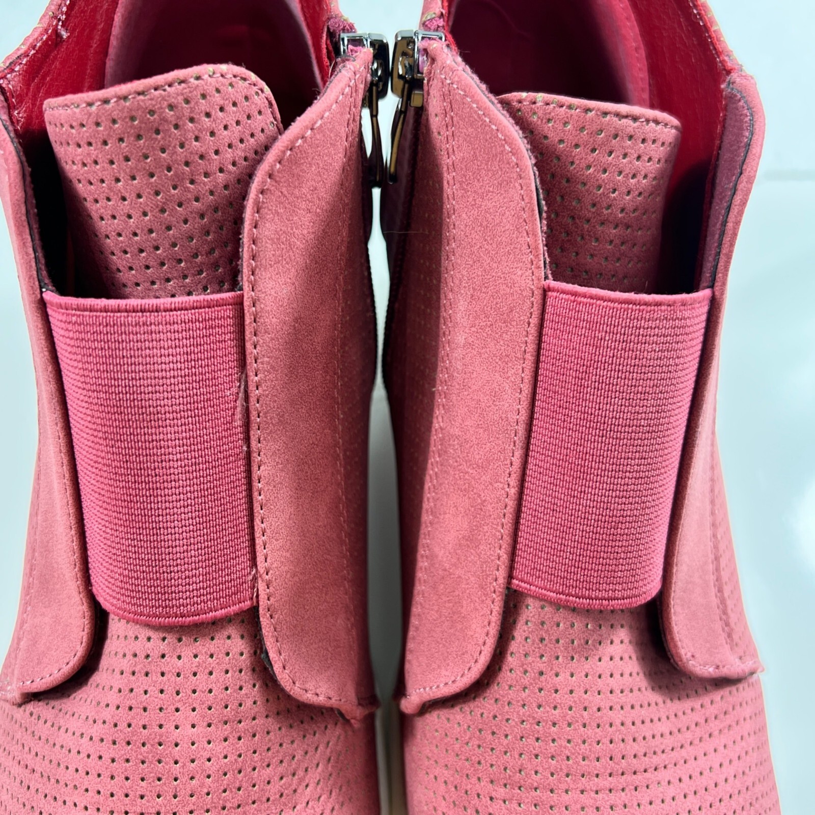 Journee Collection Womens Red Perforated Wedge Slip-on Sneakers Size 10