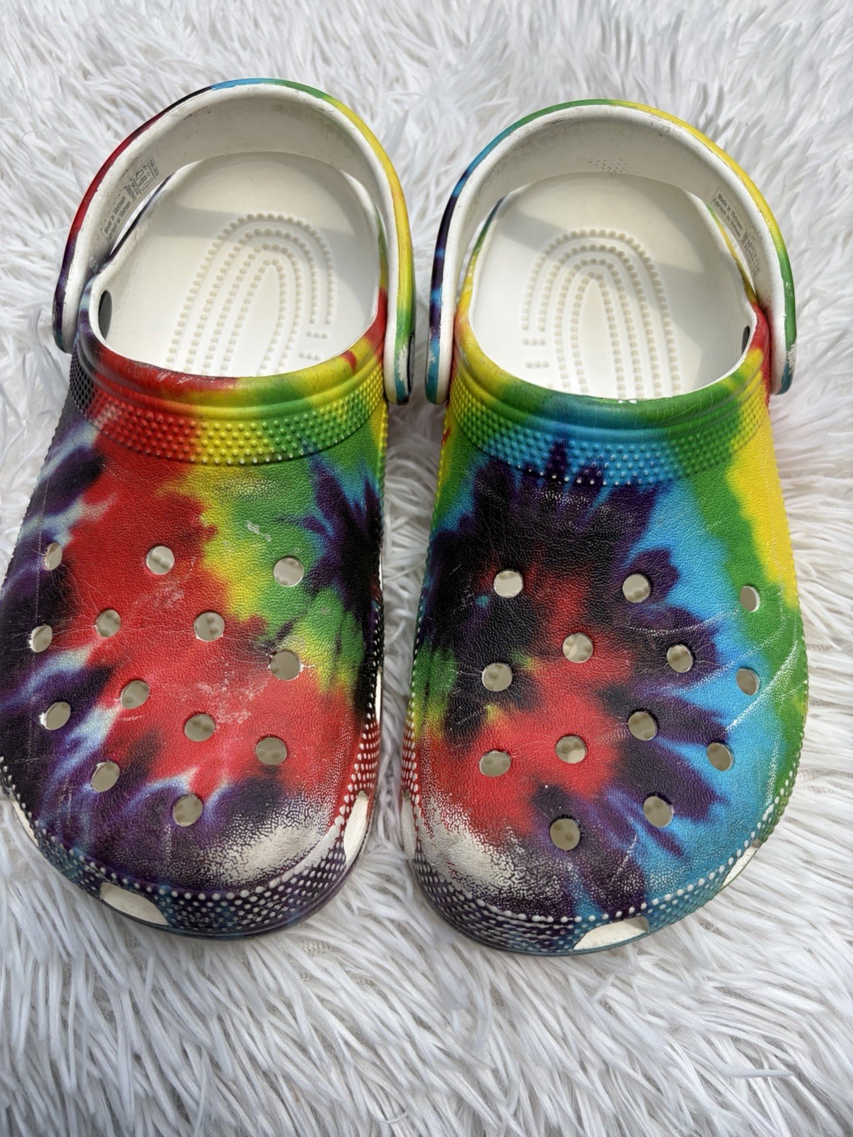 Crocs Classic Tie Dye Clogs Women’s Size 6 Slip On Closed Toe Sandals