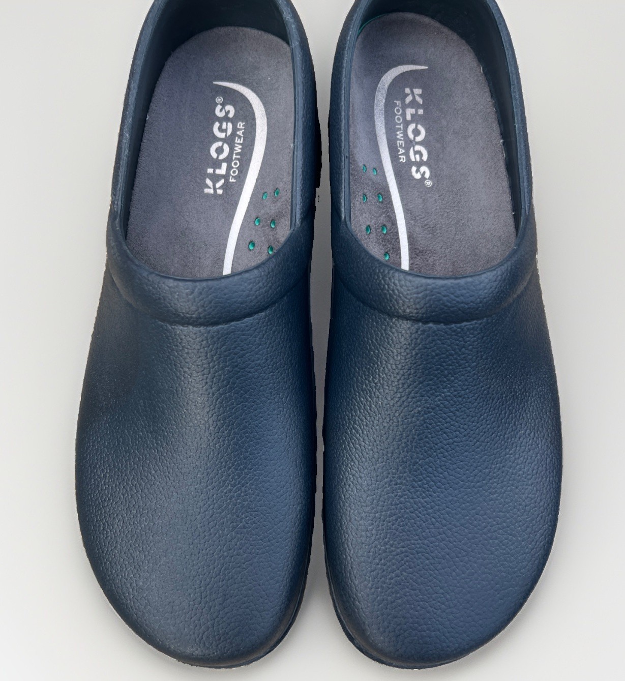 KLOGS Women’s Navy Slip-Resistant Non-Marking Slip-On Clog Shoes Size 10