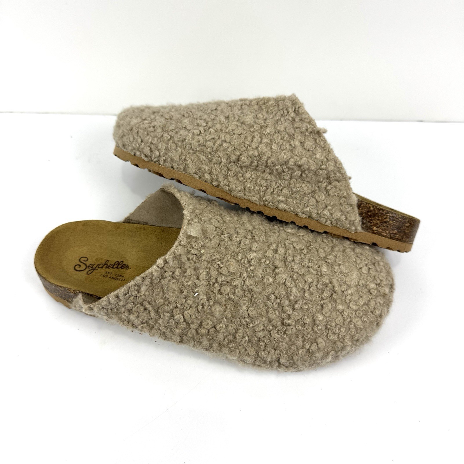 NEW Seychelles New Routine Mules Clogs Taupe Synthetic Shearling Fur Women’s 10