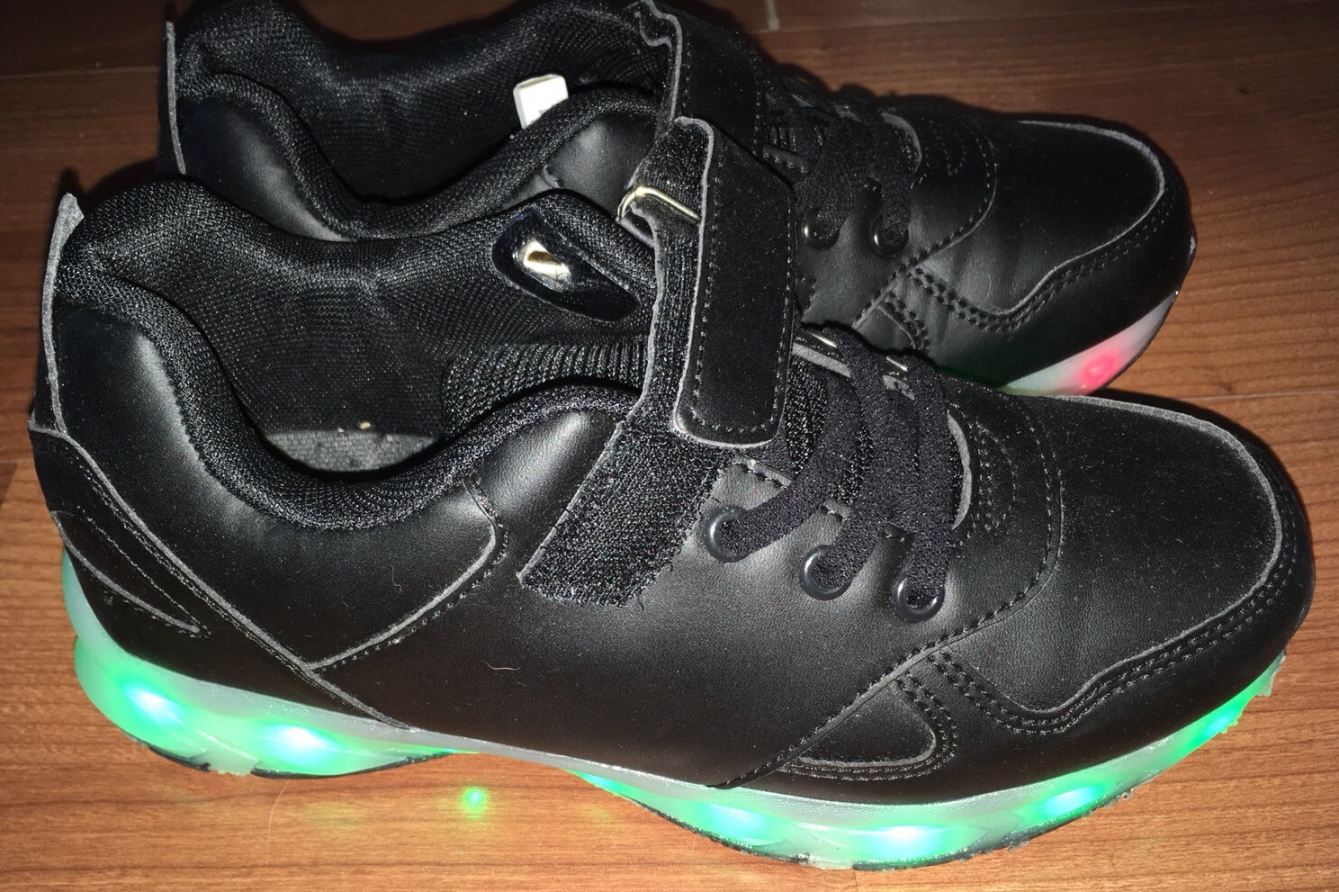Black starlight (LED) shoes Size 37 (6.5 Us)