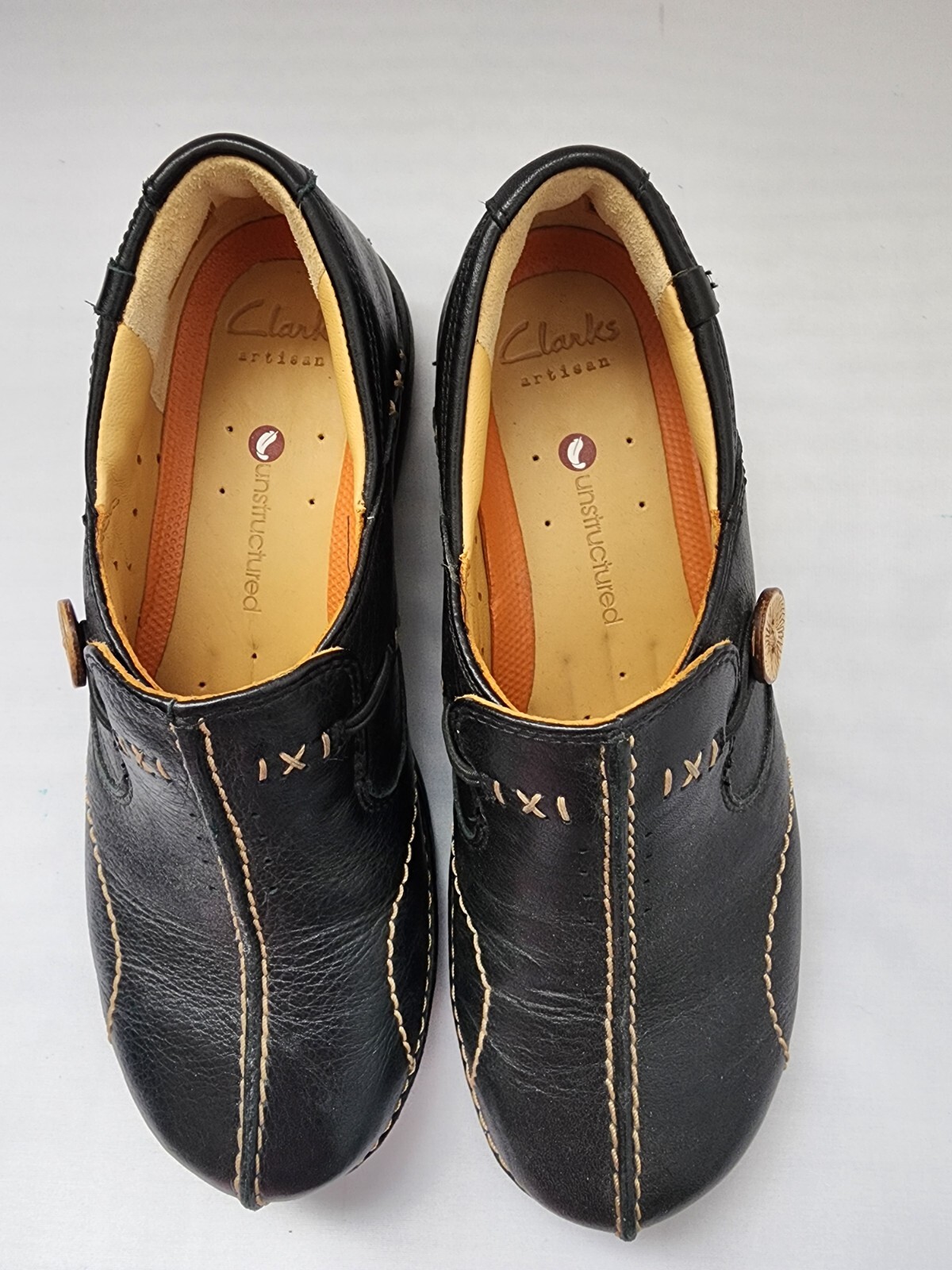 Clarks Unstructured Artisan Un.Loop Black leather slip-on shoes, size 5