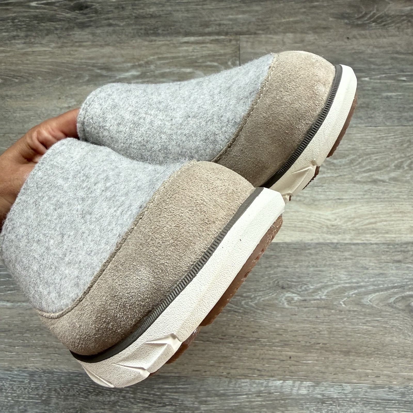 LL Bean Downeast Women’s Wool Clogs Light Gray Slip On Indoor Outdoor Sz 10