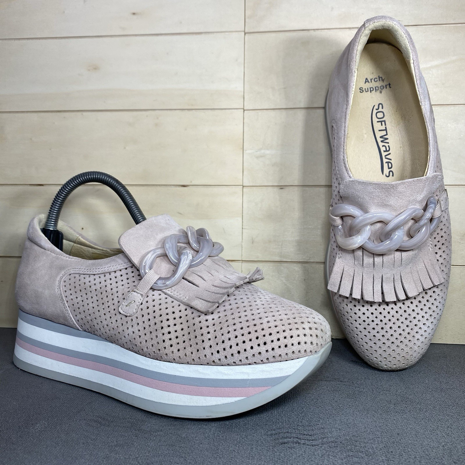 SoftWaves Cadie Platforms Pink Suede Women’s Size 8 Shoes EU38 Slip-Ons Kiltie
