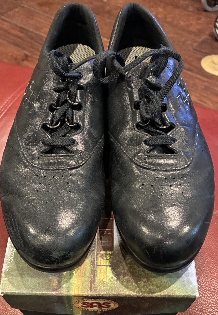 SAS Free Time Womens Shoes 8 N Navy Blue W/box Preowned