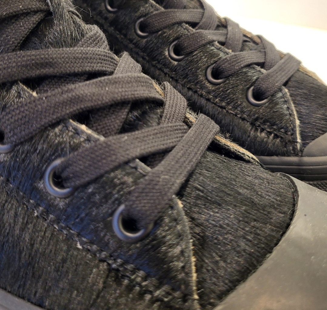 Vans Style 29 MID GI LX Pony Hair Black Woman’s size 7 Luxury