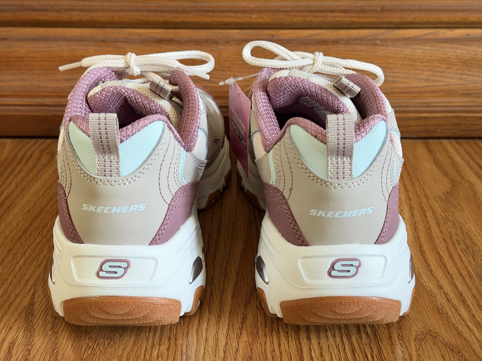 Skechers Women’s D’Lites Popular Vote Shoe Taupe/Multi Sneaker Size 7
