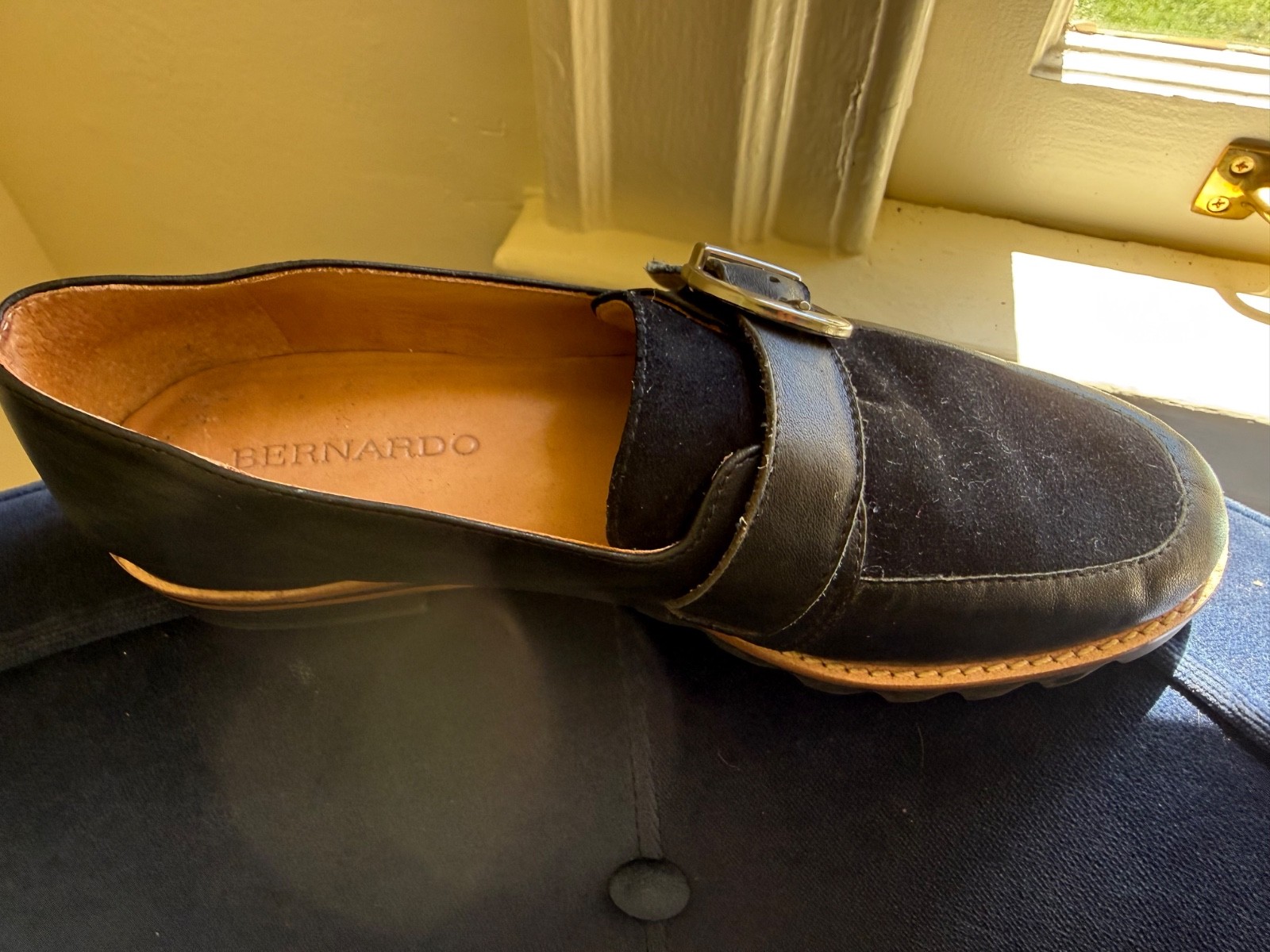 BERNARDO Leather Suede Monk Strap Buckle Lug Sole Loafers Shoes Black Women 6M