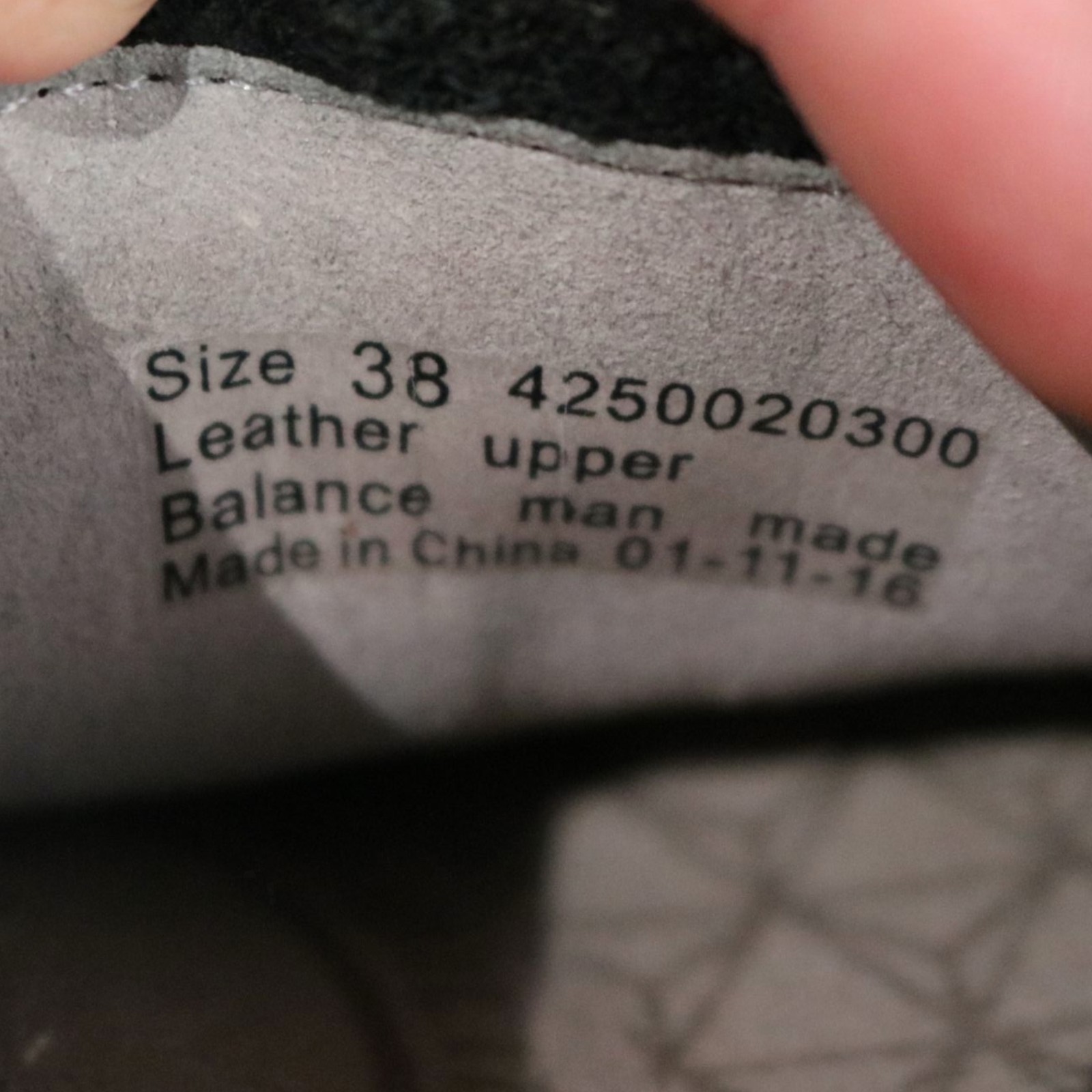 Dansko Charlie Sneakers Size 38 Perforated Leather Activewear Athleisure Outdoor