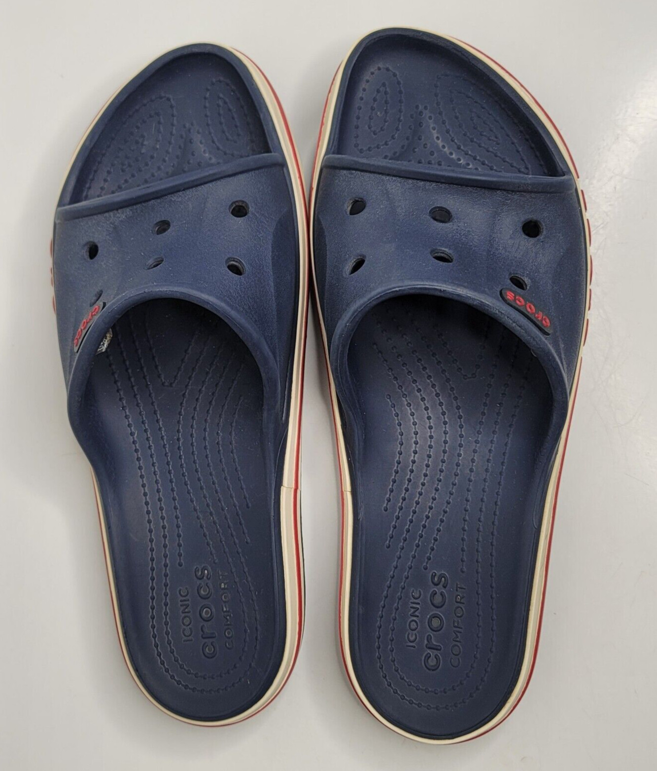 CROCS Bayaband Slide Unisex Sandals Mens 7 / Womens 9 Navy Blue Red Stripe