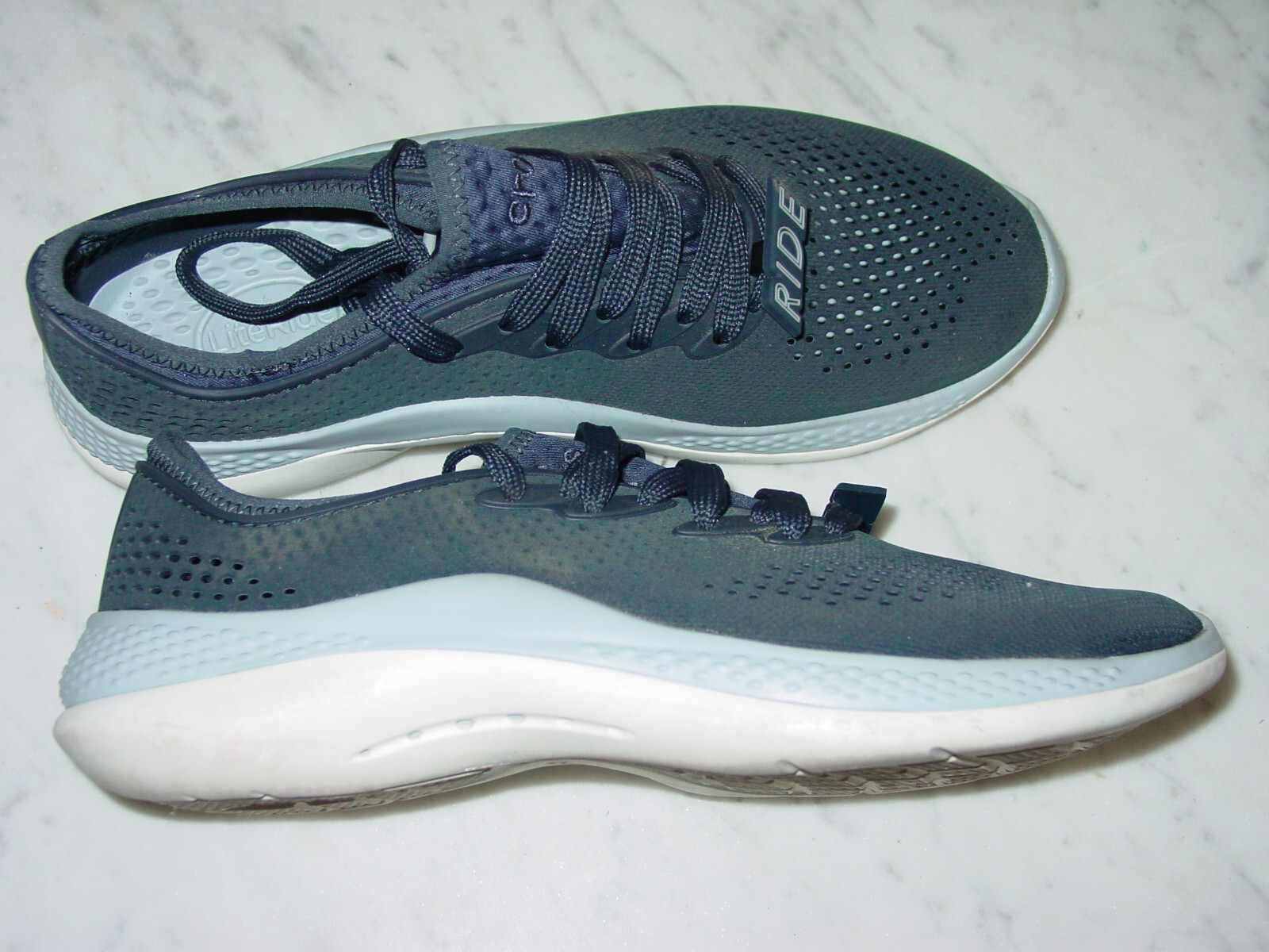 Womens Literide 360 Pacer 206705 Blue Crocs! Size 8