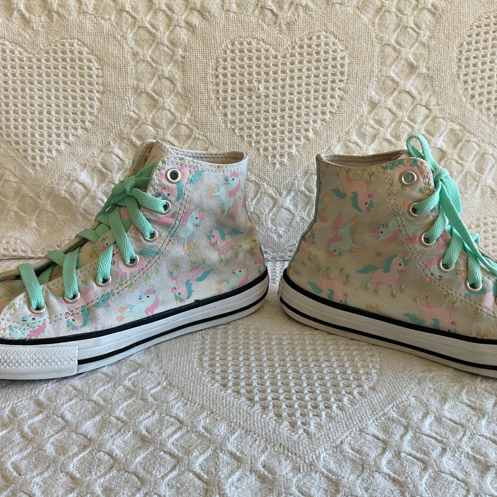 Converse All Star Chuck Taylor Unicorn High Tops Junior Size 3 Aqua Pink