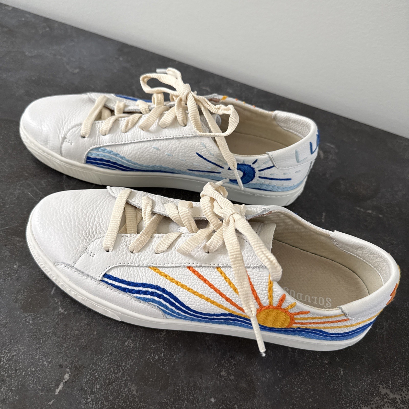 Soludos Women’s Ibiza Classic Sunrise Sunset Embroidered Leather Sneakers Sz 10